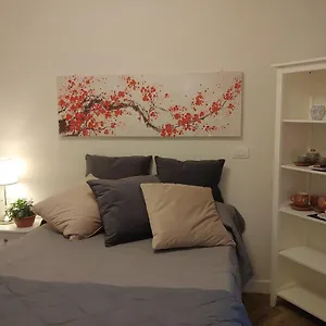 Tiny Bed & Breakfast