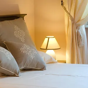 Piazza Azuni 18 Guest house