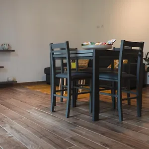 Apartment Alessandra's